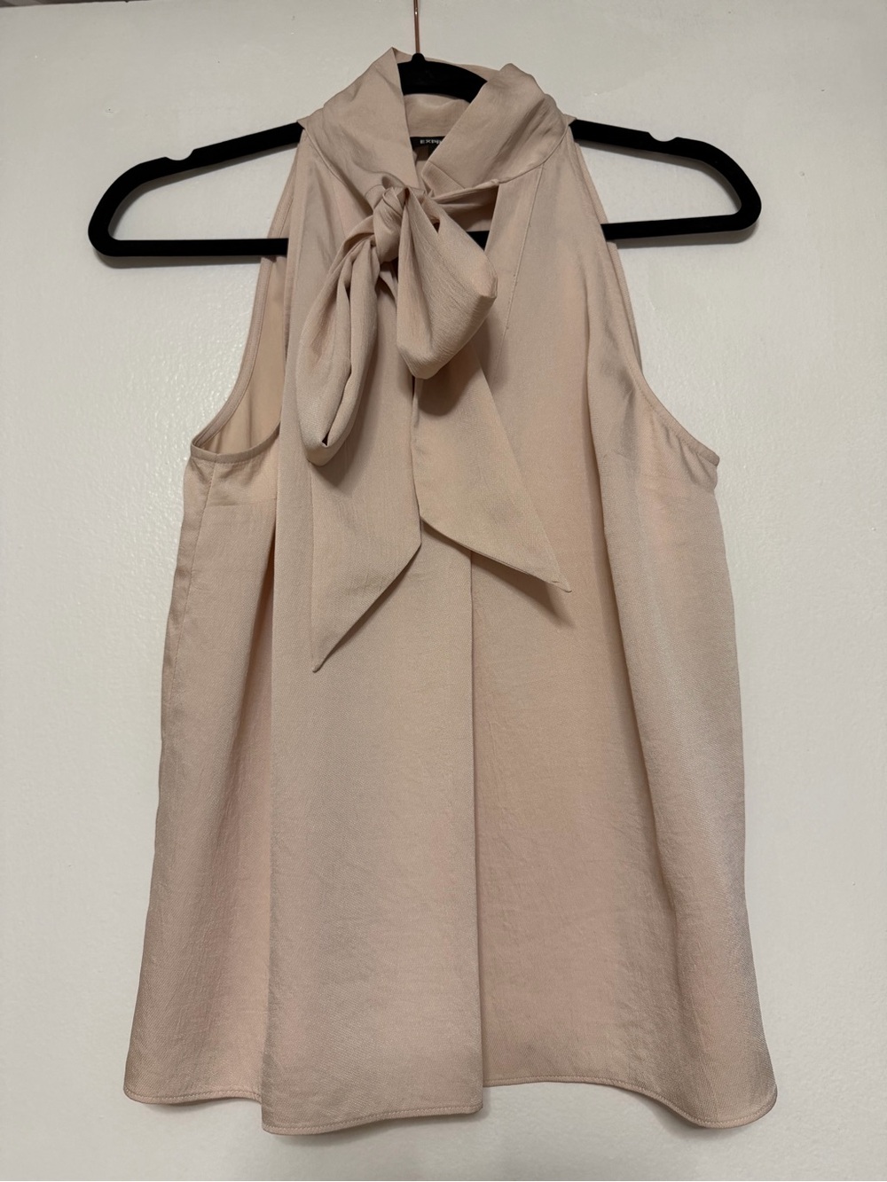 Express Sleeveless Tie-Neck Camisole - Beige